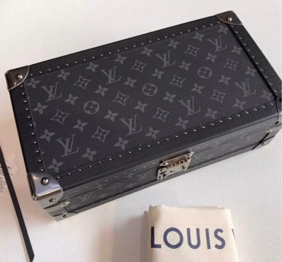 Louis Vuitton 8 Coffret Watch Box Trunk
