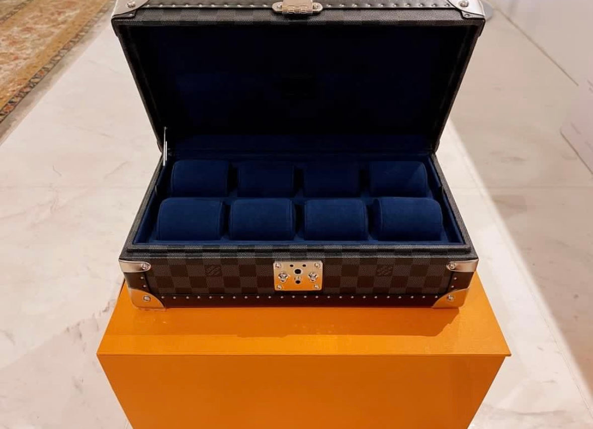 Louis Vuitton Damier 8 Watch Case